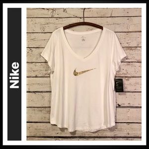 Nike Dri-Fit Cap Sleeve V-Neck Loose Fit T-shirt